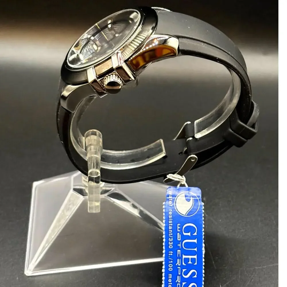 GUESS Waterpro U10575G1 Men’s 45mm Multifunction Black Silicone Watch NWT